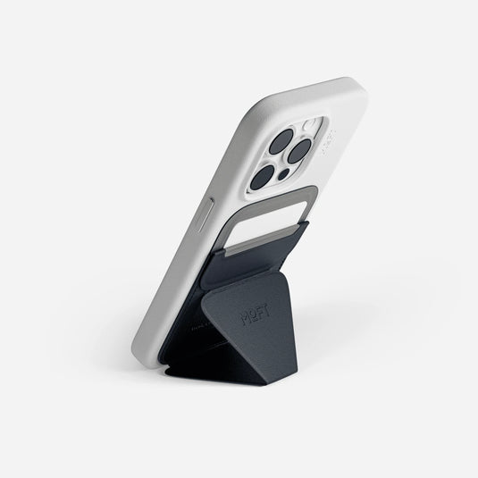 Snap-on Phone Stand & Wallet AERA